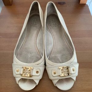 Tory burch flat